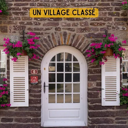 Camping Le Val Aux Fees - Broceliande Concoret