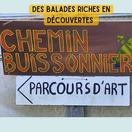 Le Val Aux Fees - Broceliande